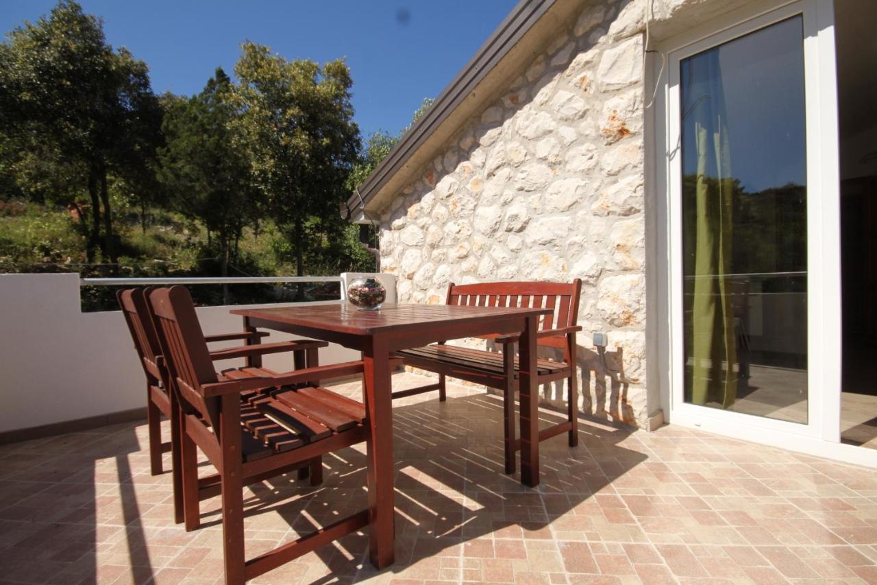 Seaside Secluded Apartments Cove Karkavac - Scedro, Hvar - 8801 Jelsa  Zewnętrze zdjęcie